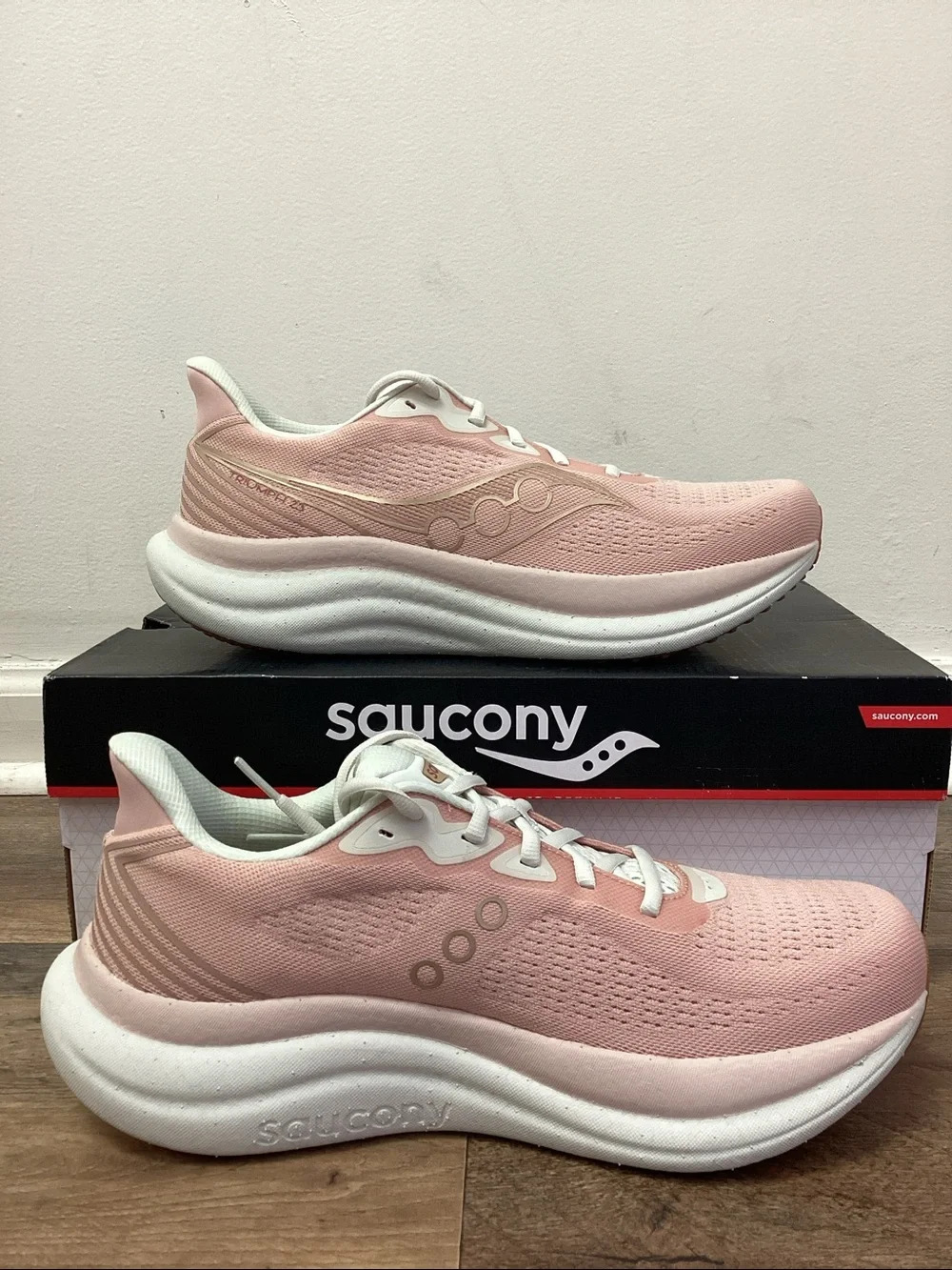 Women’s Saucony Triumph 23
